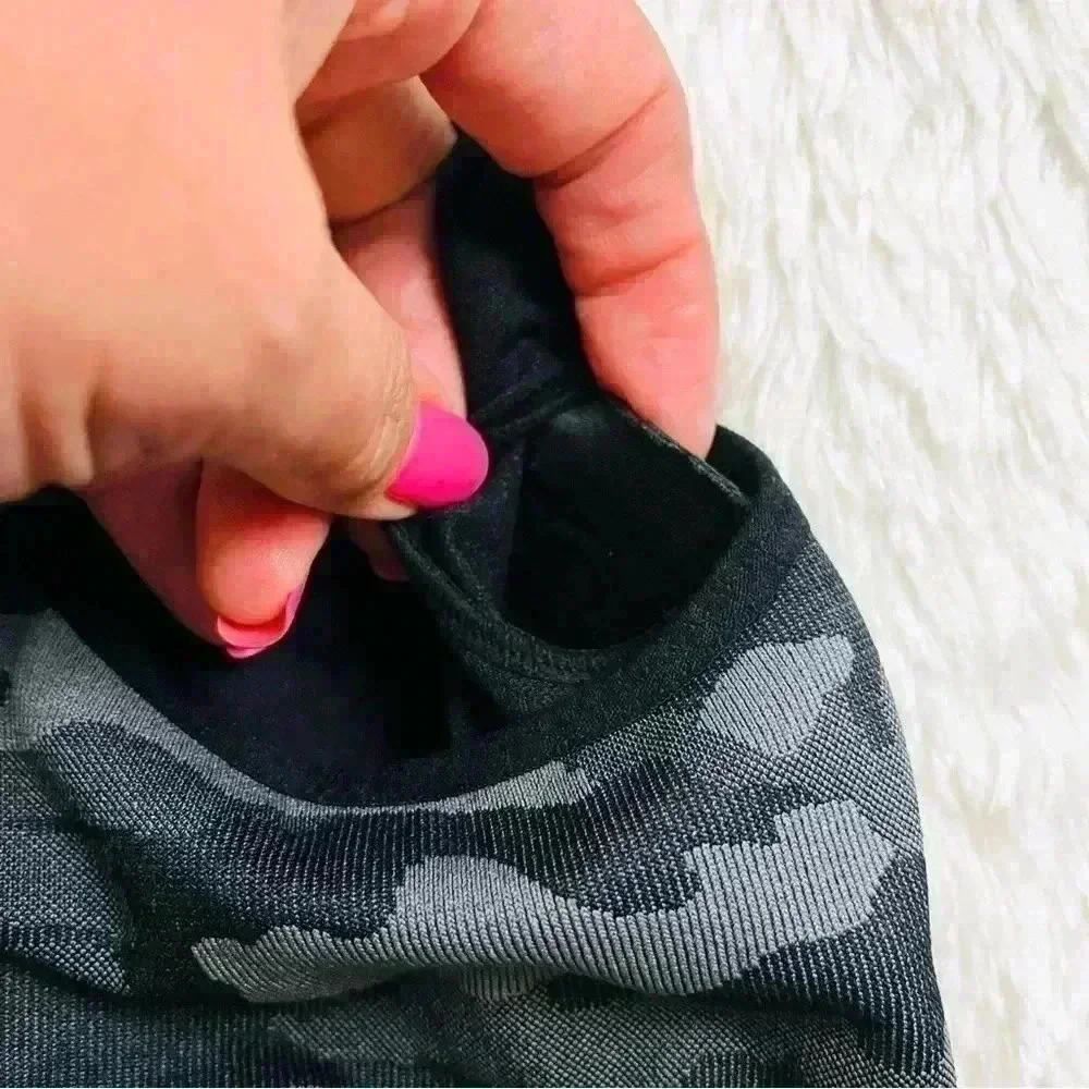Avia Black & Gray Camouflage Support Zip Sports Bra Size M